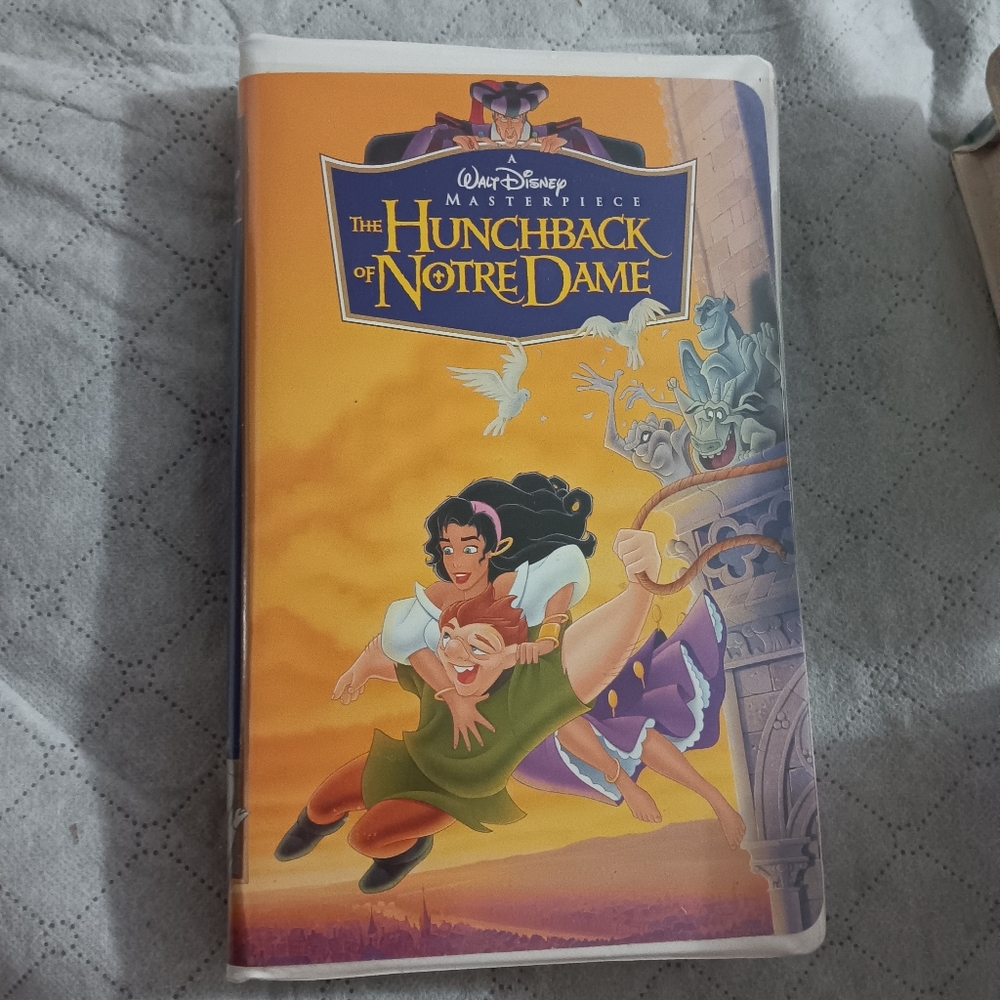 DISNEY HUNCHBACK OF NOTRE DAME 7955
